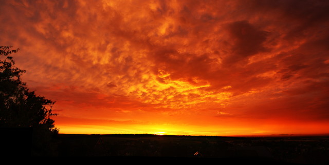 Brennender Himmel