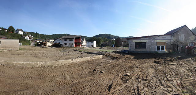 Mitten in Schuld zwischen Garten- und Ahrstraße Ende September..